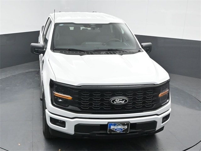 new 2025 Ford F-150 car, priced at $49,742