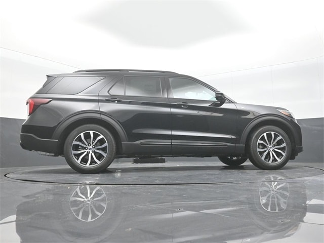 new 2025 Ford Explorer car, priced at $43,590