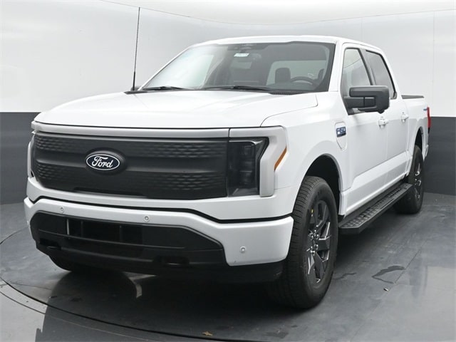 new 2025 Ford F-150 Lightning car, priced at $64,631