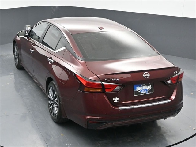 used 2023 Nissan Altima car, priced at $21,178