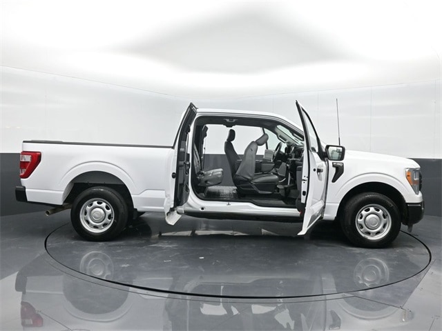 used 2022 Ford F-150 car, priced at $27,604