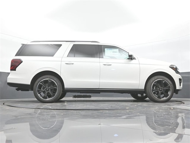 new 2024 Ford Expedition car, priced at $69,960