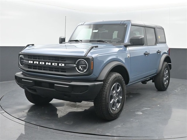 new 2025 Ford Bronco car, priced at $45,095
