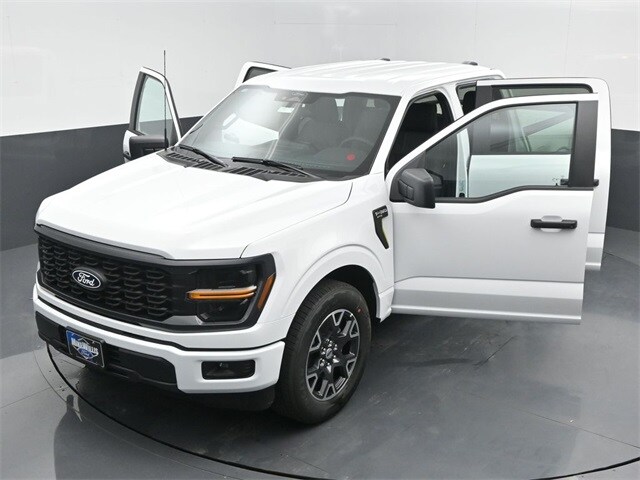 new 2025 Ford F-150 car, priced at $46,640