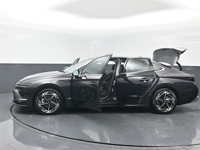 used 2024 Hyundai Sonata car, priced at $22,966