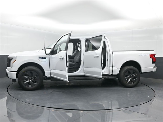 new 2025 Ford F-150 Lightning car, priced at $64,631