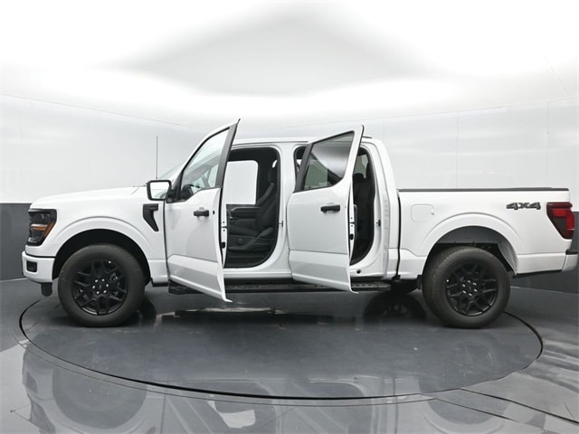 new 2024 Ford F-150 car, priced at $52,502