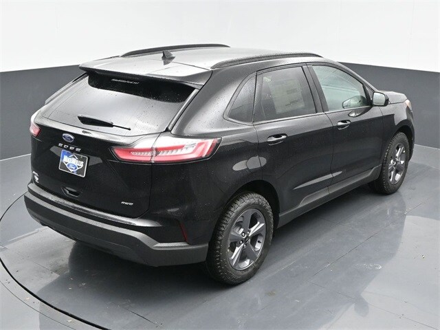 new 2024 Ford Edge car, priced at $36,805