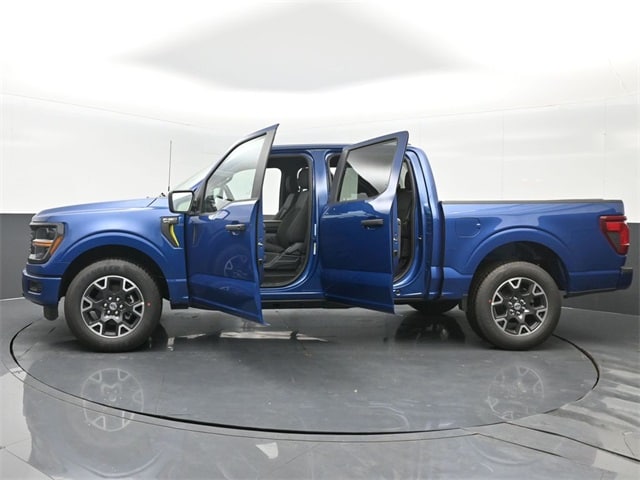 new 2024 Ford F-150 car, priced at $43,026