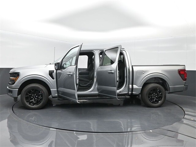 new 2024 Ford F-150 car, priced at $52,595