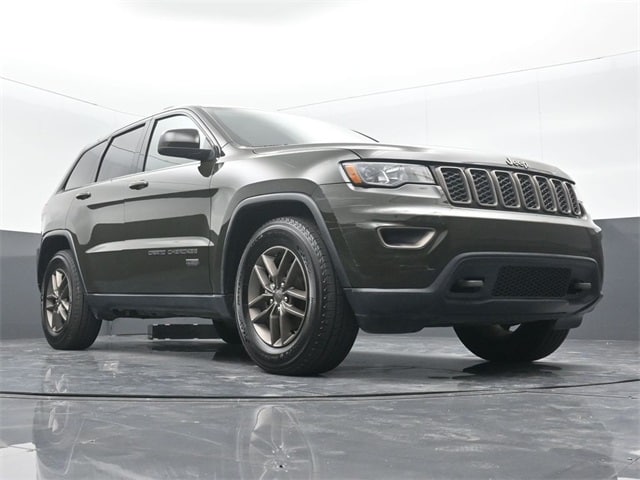 used 2016 Jeep Grand Cherokee car, priced at $14,626