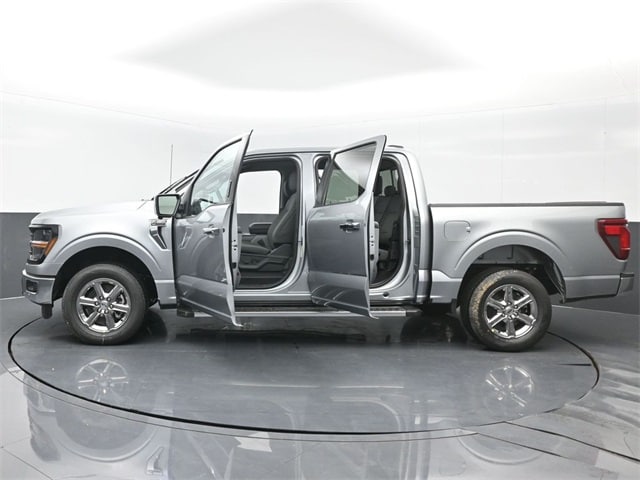 new 2024 Ford F-150 car, priced at $51,205