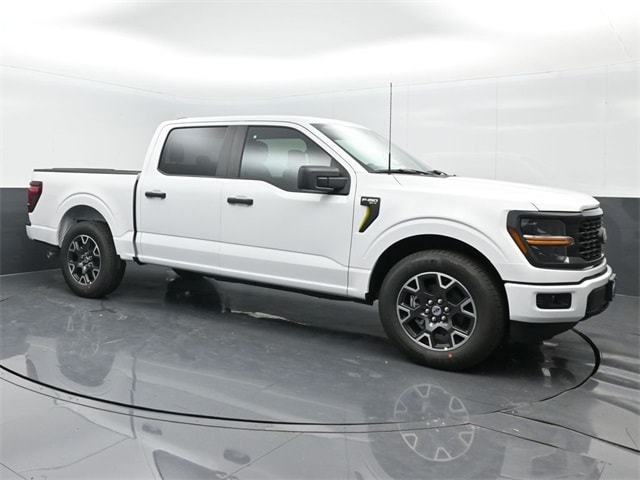 new 2024 Ford F-150 car, priced at $47,045