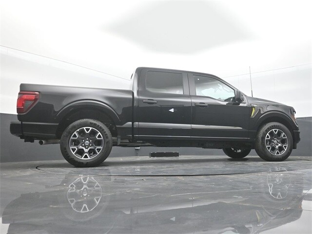 new 2025 Ford F-150 car, priced at $46,640