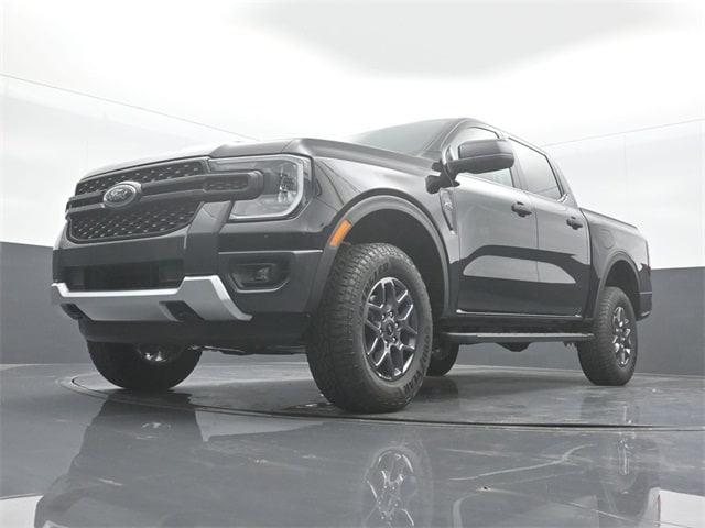 new 2025 Ford Ranger car, priced at $40,375
