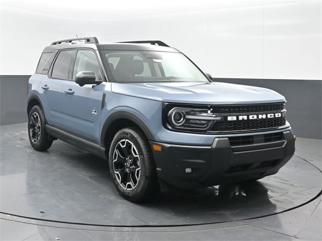 new 2025 Ford Bronco Sport car, priced at $36,912