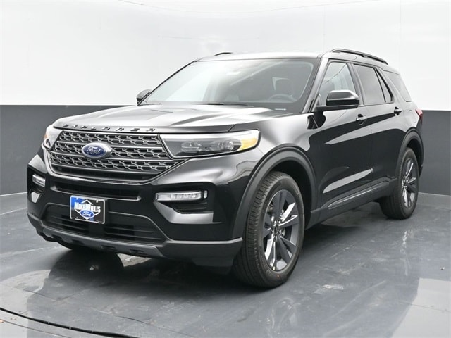 new 2024 Ford Explorer car, priced at $40,780