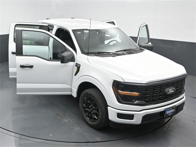 new 2025 Ford F-150 car, priced at $41,837