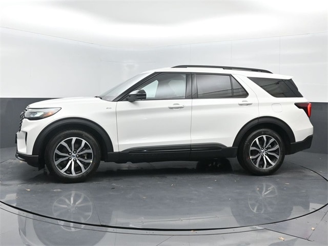 new 2025 Ford Explorer car, priced at $45,005