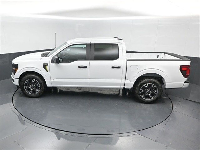 new 2025 Ford F-150 car, priced at $42,130