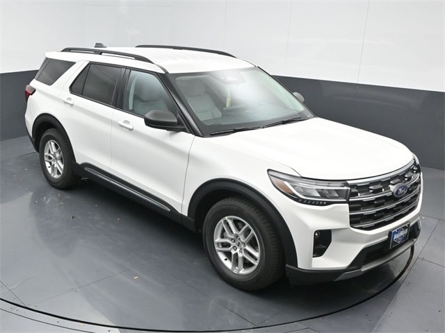 new 2025 Ford Explorer car, priced at $42,105