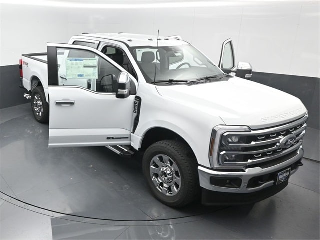 new 2025 Ford Super Duty car, priced at $75,570