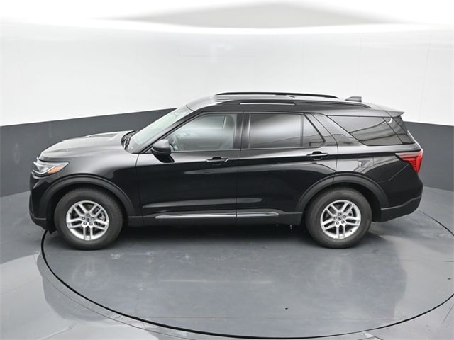 new 2025 Ford Explorer car, priced at $37,645