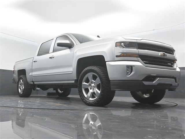 used 2018 Chevrolet Silverado 1500 car, priced at $27,369
