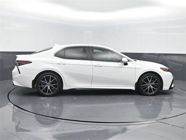 used 2022 Toyota Camry car, priced at $25,499