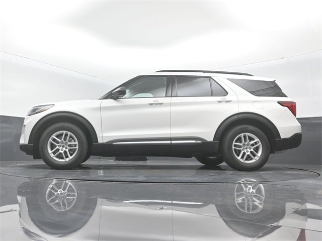 new 2025 Ford Explorer car, priced at $38,440