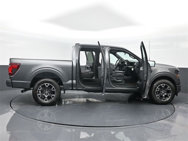 new 2024 Ford F-150 car, priced at $47,996