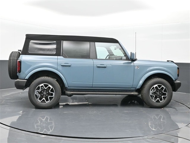 used 2023 Ford Bronco car, priced at $43,254