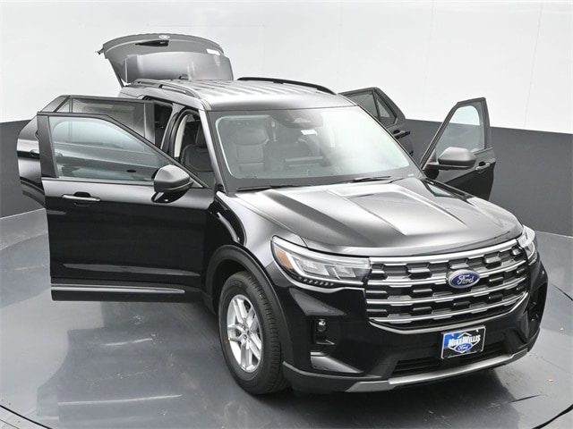 new 2025 Ford Explorer car, priced at $41,210