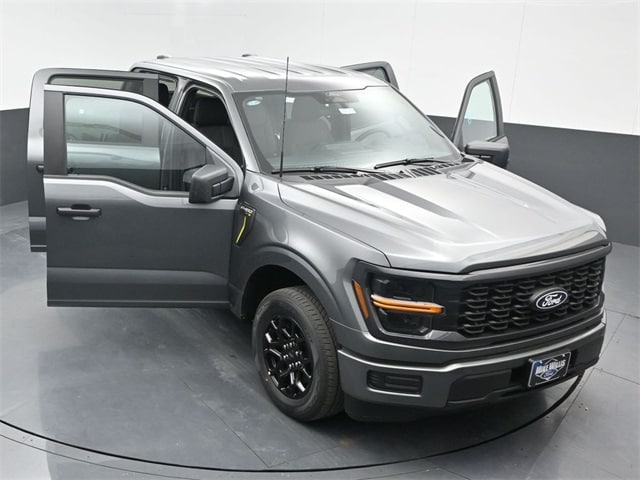new 2025 Ford F-150 car, priced at $41,751
