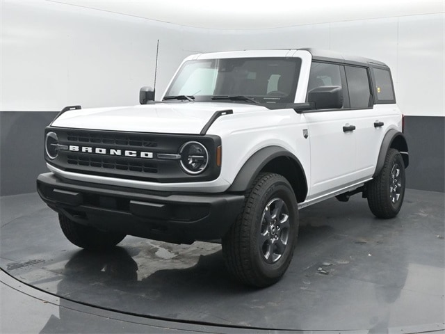 new 2025 Ford Bronco car, priced at $45,970