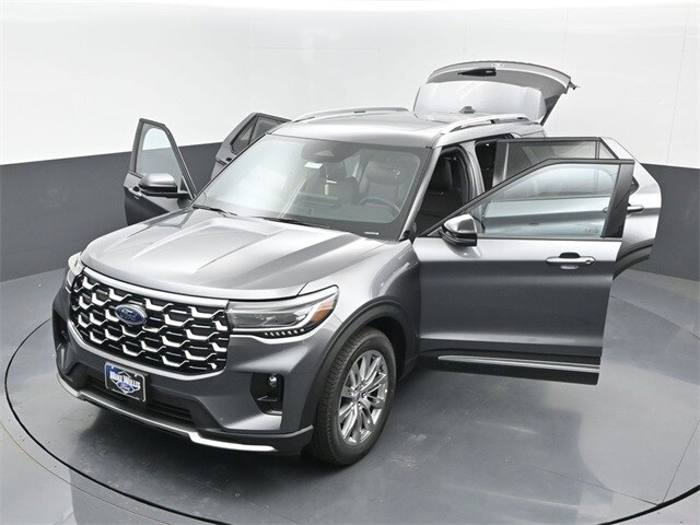new 2025 Ford Explorer car, priced at $50,195