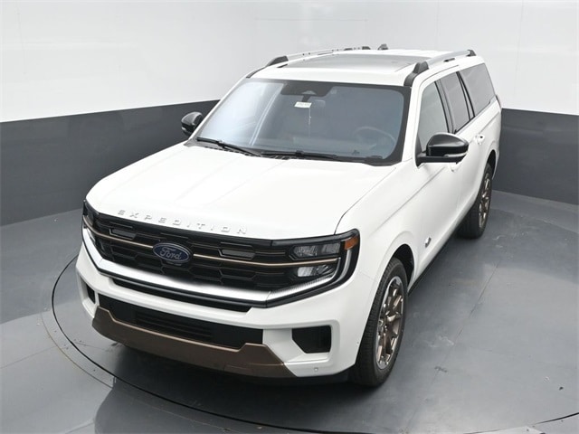 new 2025 Ford Expedition car, priced at $89,845