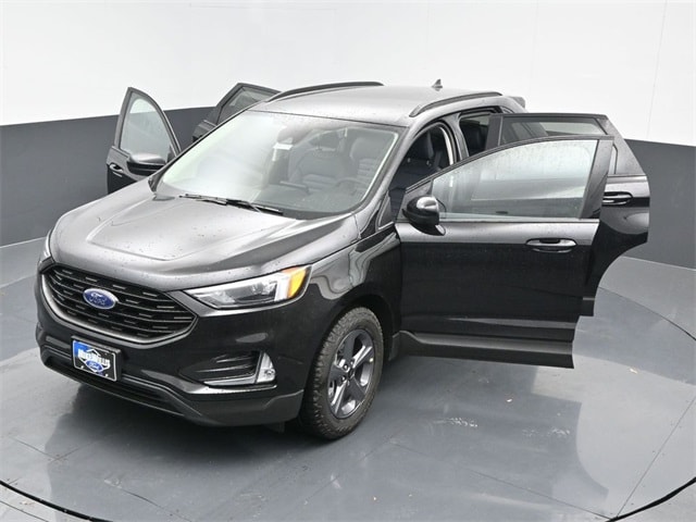 new 2024 Ford Edge car, priced at $36,805