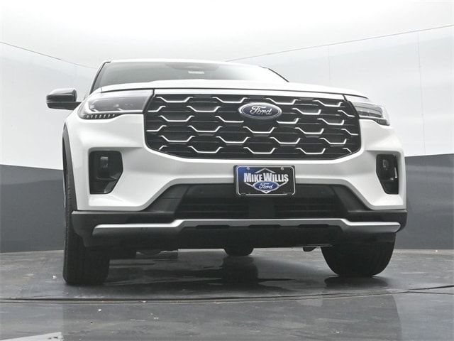 new 2025 Ford Explorer car, priced at $50,686