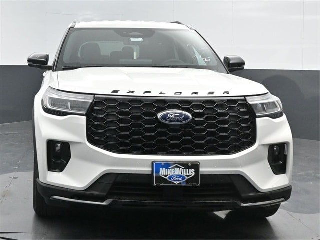 new 2025 Ford Explorer car, priced at $45,905