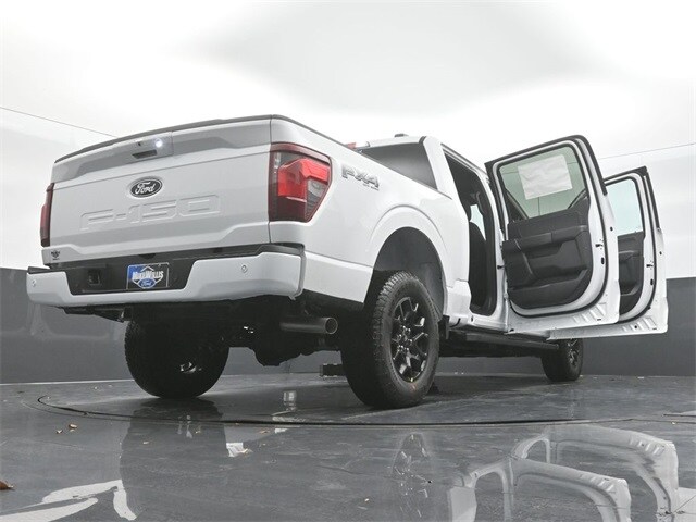 new 2024 Ford F-150 car, priced at $59,735