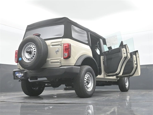 new 2025 Ford Bronco car, priced at $41,280