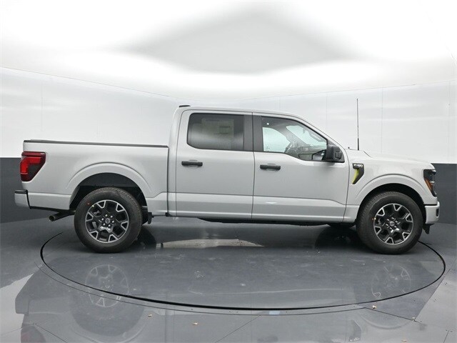 new 2024 Ford F-150 car, priced at $46,221