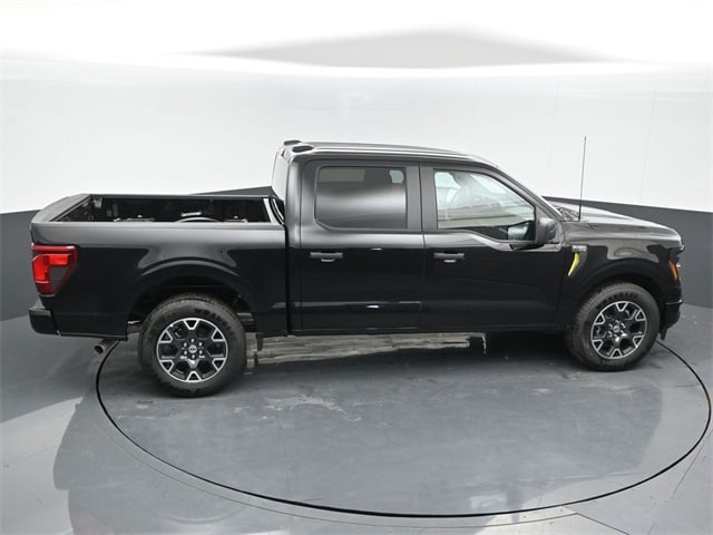 new 2025 Ford F-150 car, priced at $46,640