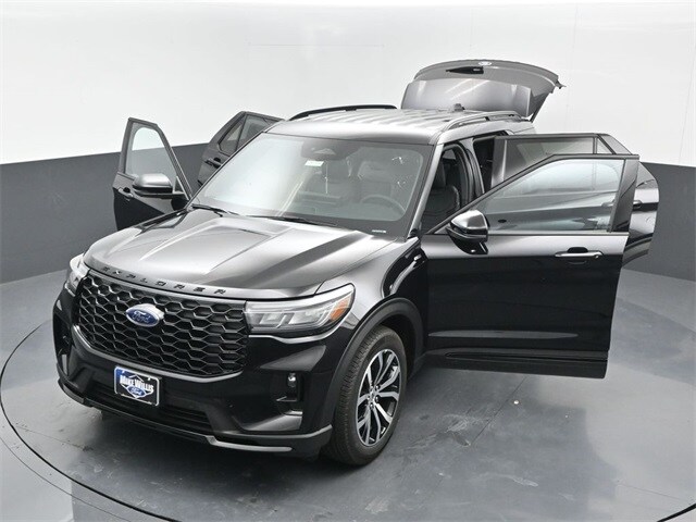 new 2025 Ford Explorer car, priced at $43,590