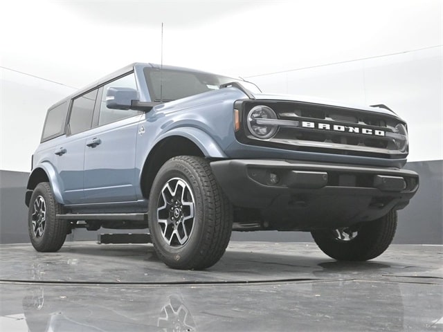 new 2024 Ford Bronco car, priced at $51,955