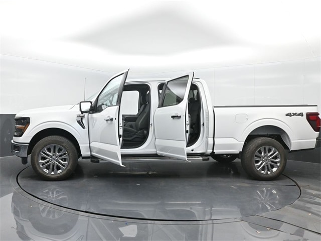 new 2024 Ford F-150 car, priced at $60,885