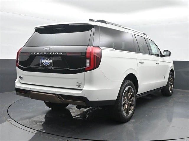 new 2025 Ford Expedition car, priced at $89,845