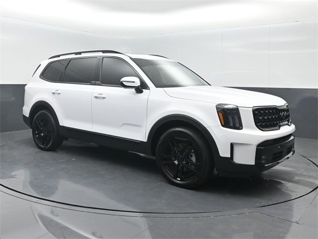 used 2025 Kia Telluride car, priced at $45,668