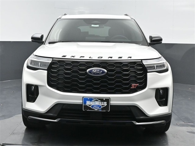 new 2025 Ford Explorer car, priced at $60,590